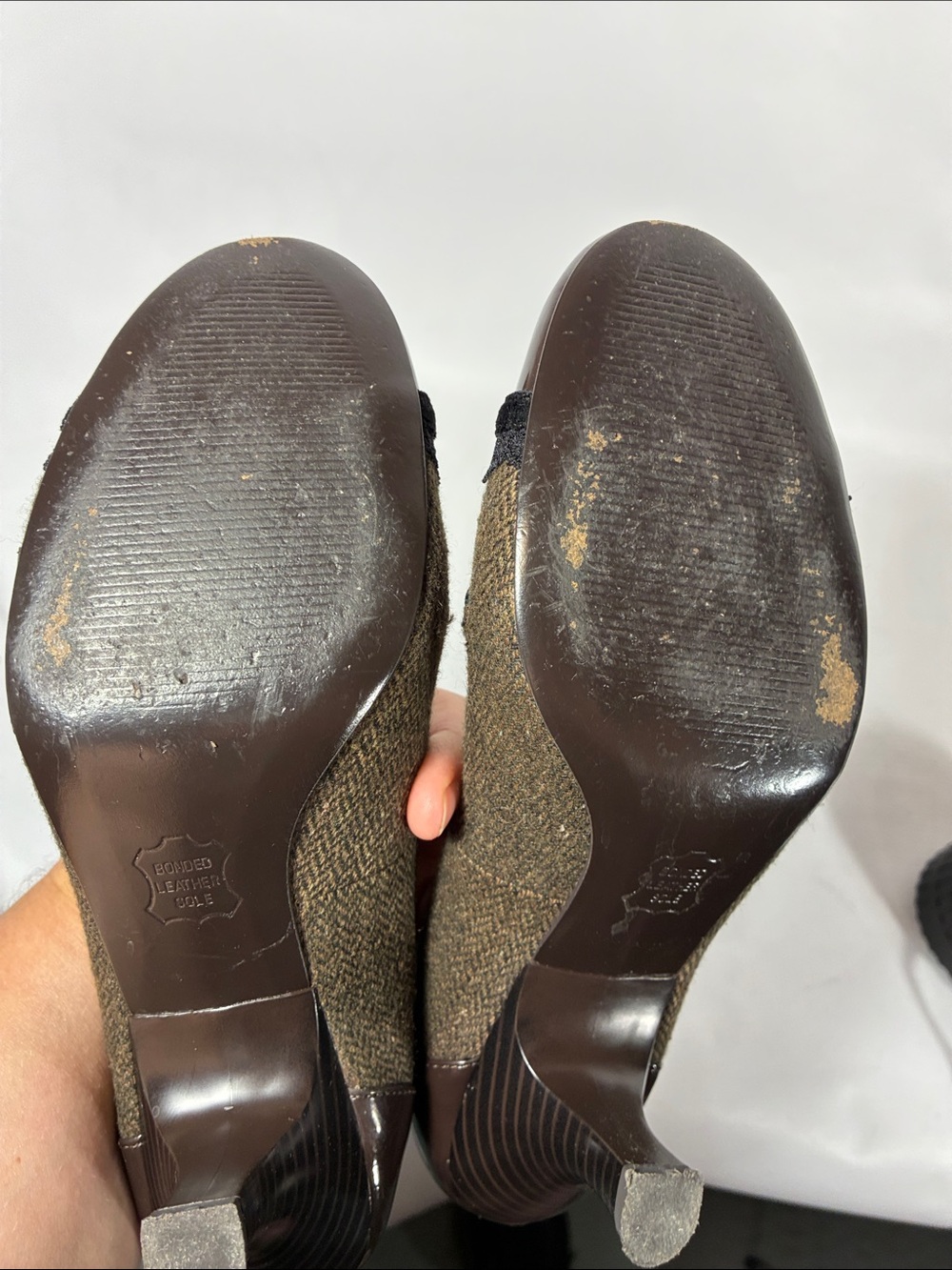 Relativity Brown Tweed Mid-Heel Pumps with Patent Brown Toe - Picture 12 of 16